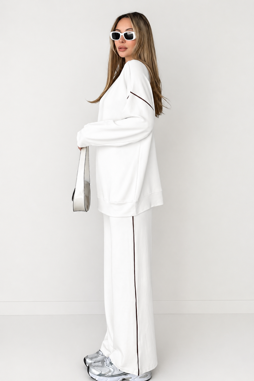 WHITE PAJAMAS SET