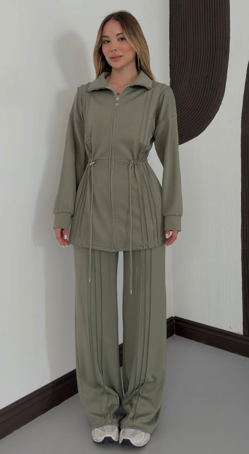 Oysho olive green set