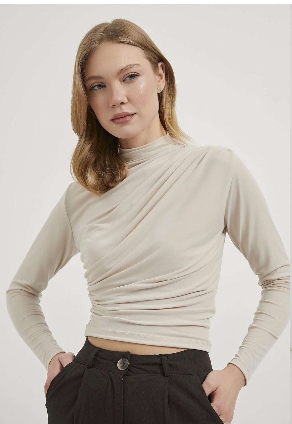 BEIGE STRETCHY BLOUSE