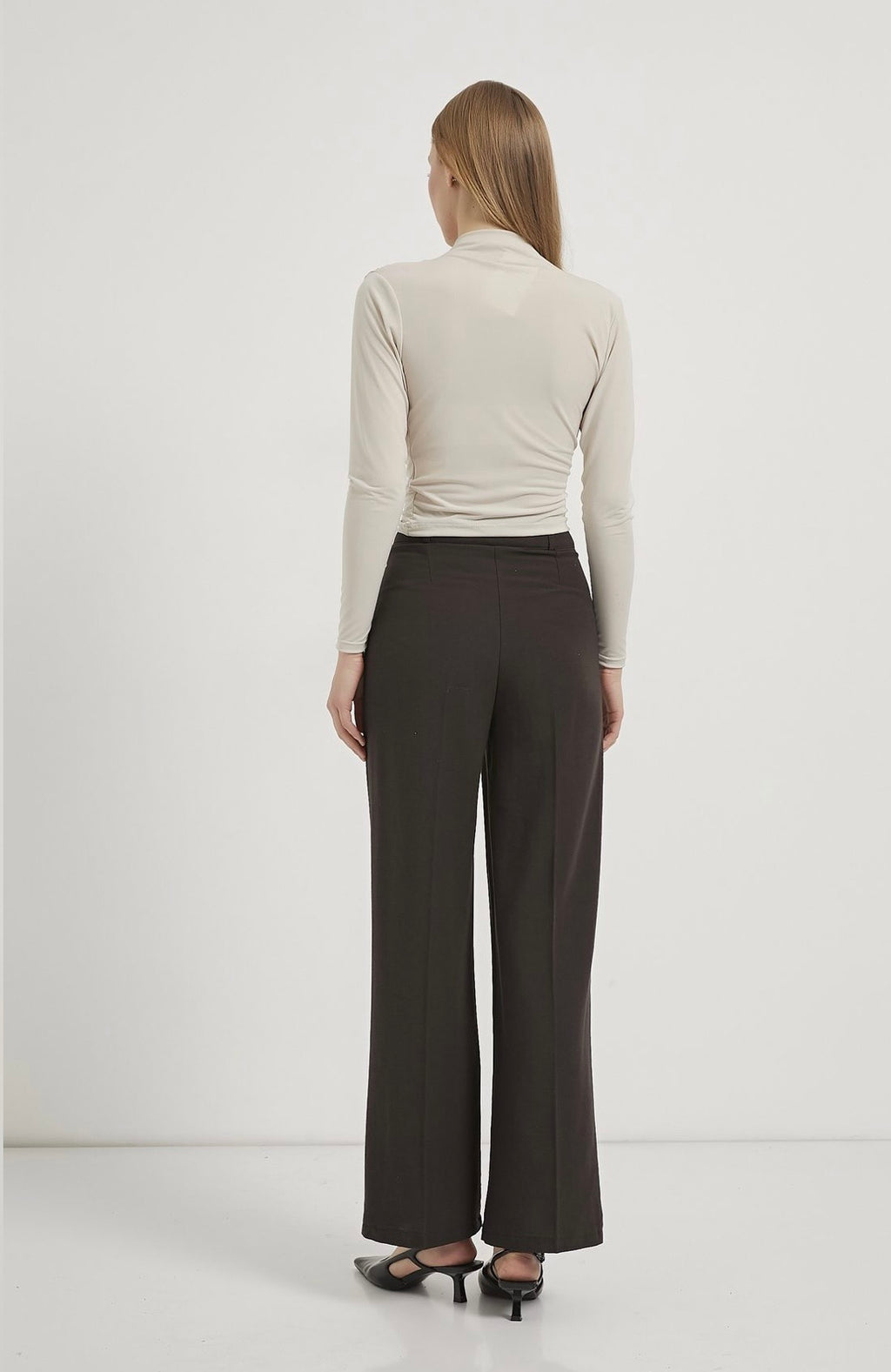 BEIGE STRETCHY BLOUSE