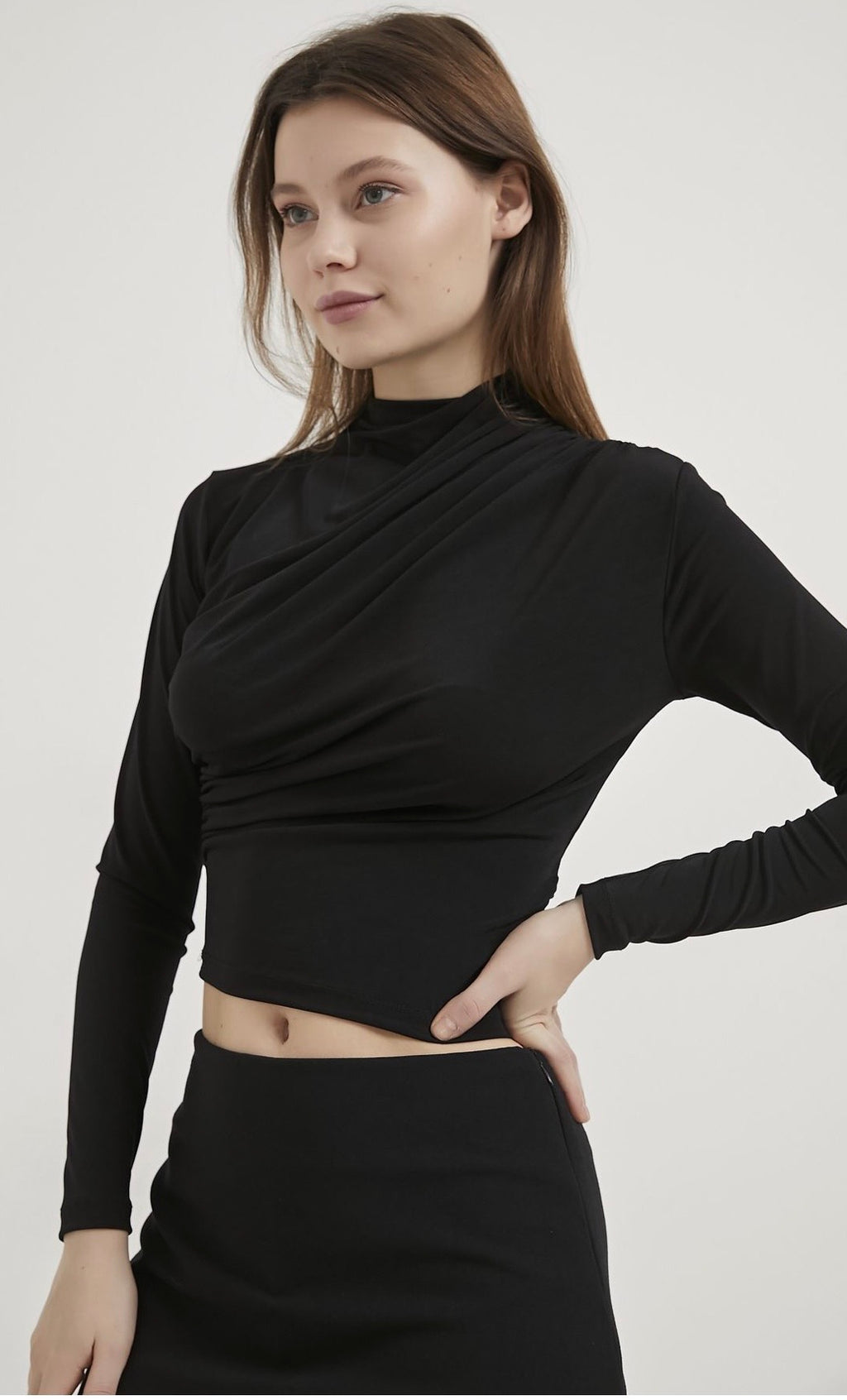 BLACK STRETCHY BLOUSE