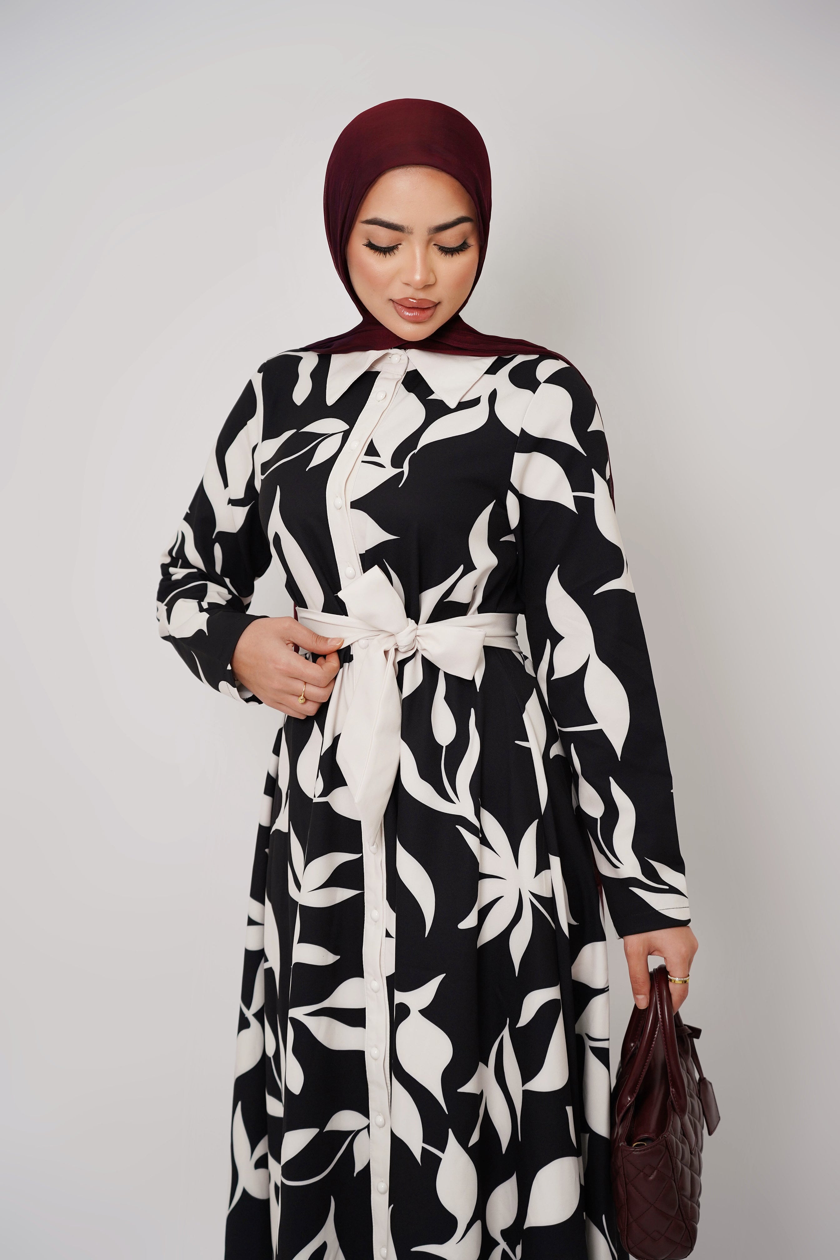 WHITE AND BLACK MAXI DRESS